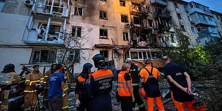В Севастополе четыре человека пострадали после попадания БПЛА в жилой дом