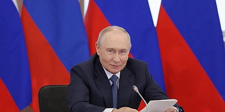 Путин призвал развивать транспортную связанность самых отдаленных регионов России