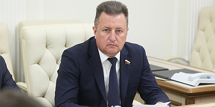 Сенатор от Вологодской области Евгений Богомазов досрочно сложил полномочия