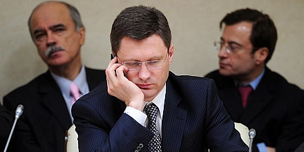Новак поручил ускорить меры по устранению дефицита топлива в регионах