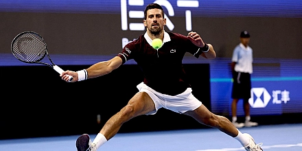 Новак Джокович выиграл турнир ATP в Пекине и завоевал 102-й титул в карьере